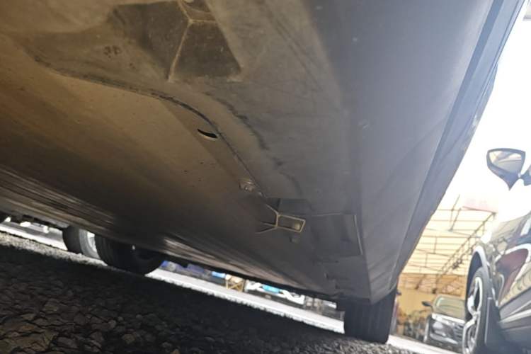 Used AION LX 2022 Plus 80D Flagship Edition Right Side Sill