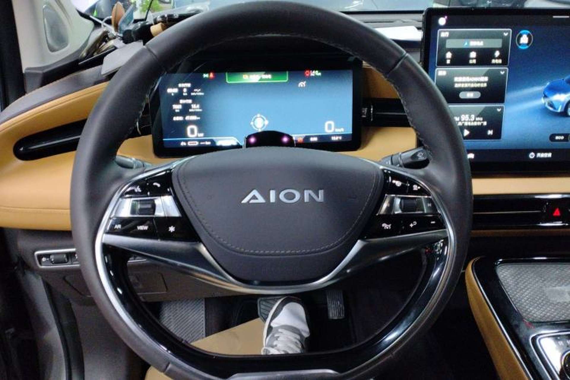 Used AION LX 2022 Plus 80 Smart Premium Edition Steering Wheel