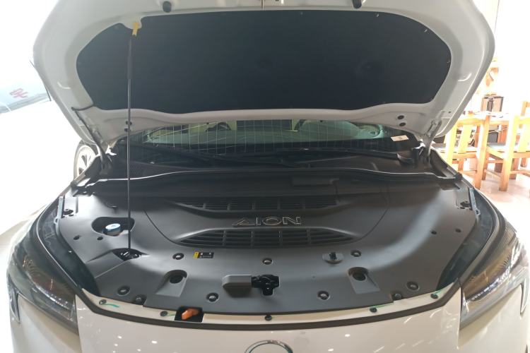 Used AION LX 2022 Plus 80D Flagship Edition Engine Bay