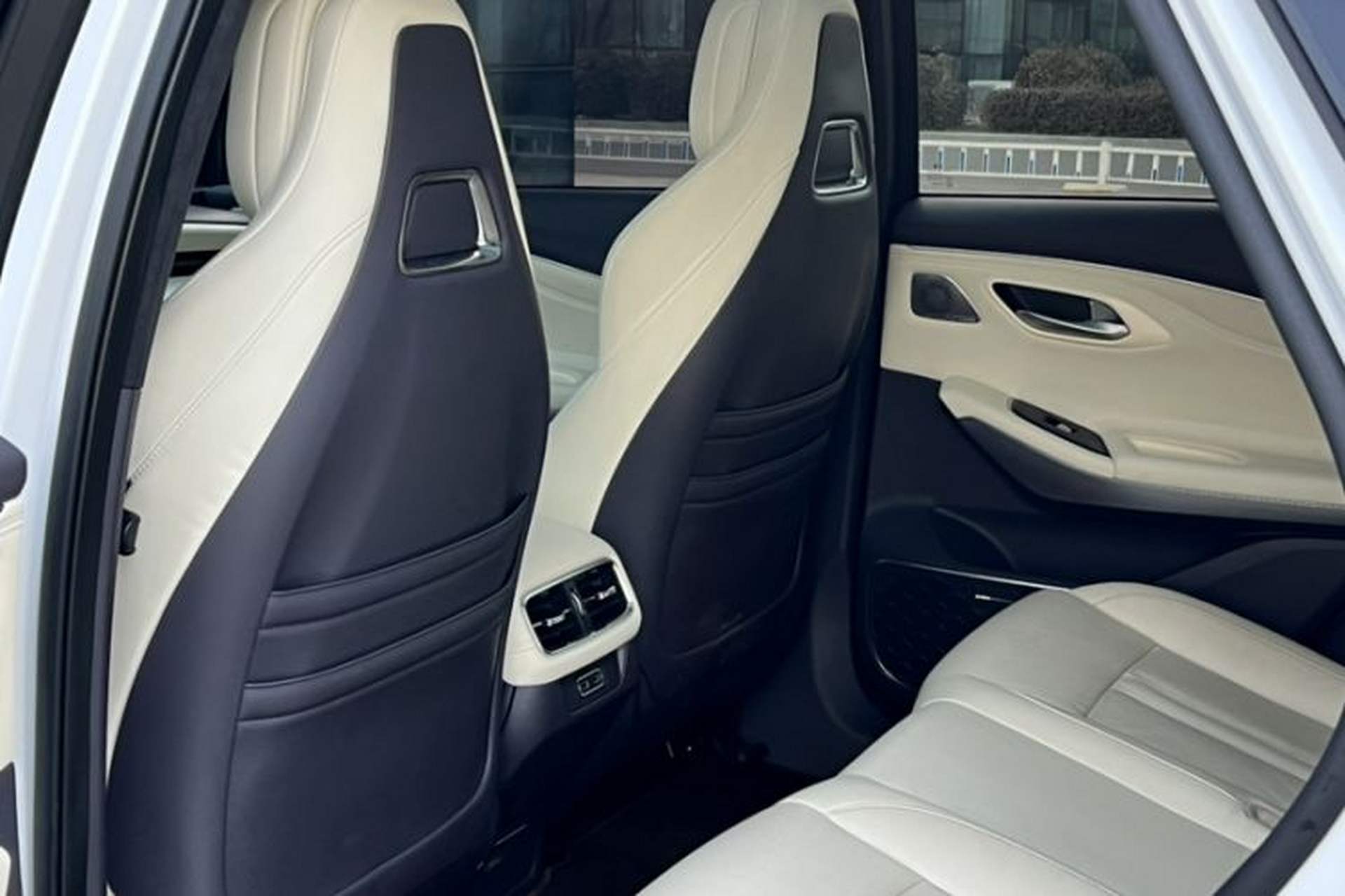 Used AION LX 2022 Plus 80D Flagship Edition Interior 6