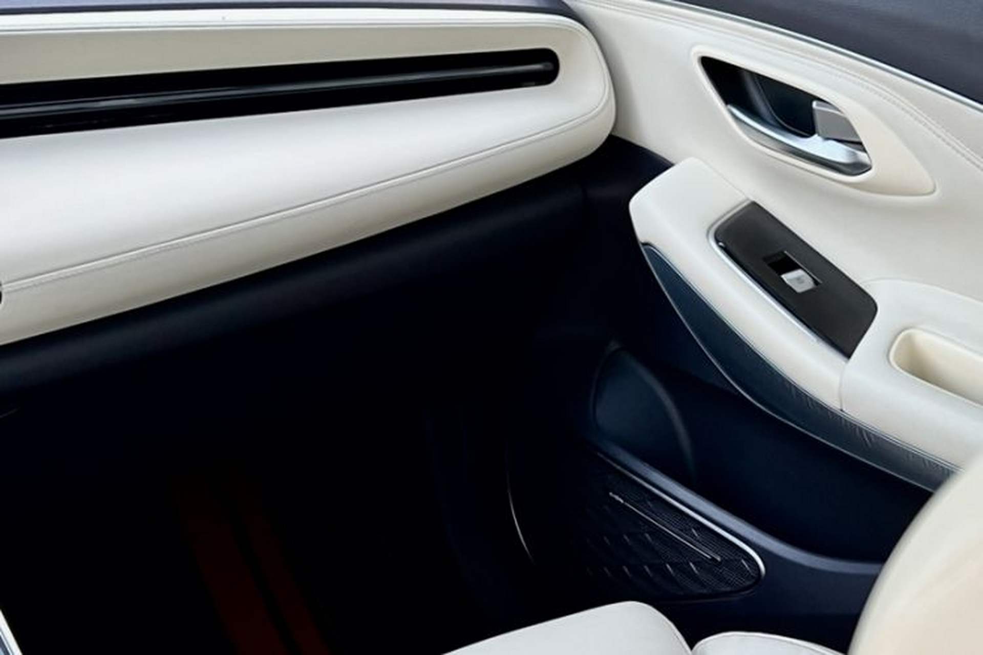 Used AION LX 2022 Plus 80D Flagship Edition Interior 8