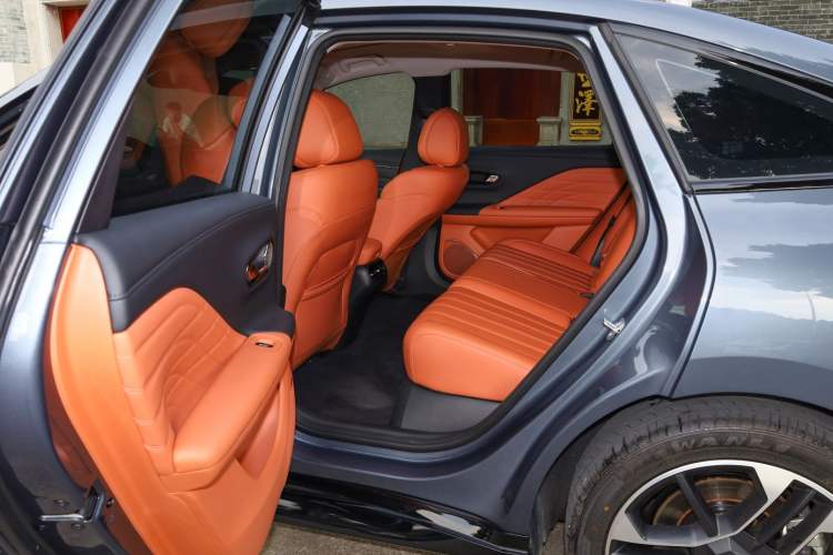 Used AION RT 2025 650 LiDAR Edition Interior 3