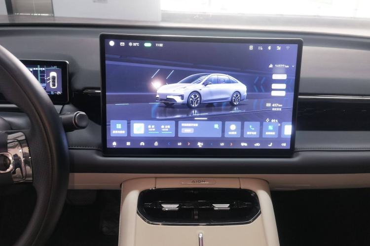 Used AION RT 2025 650 LiDAR Edition Audio And AC Panel