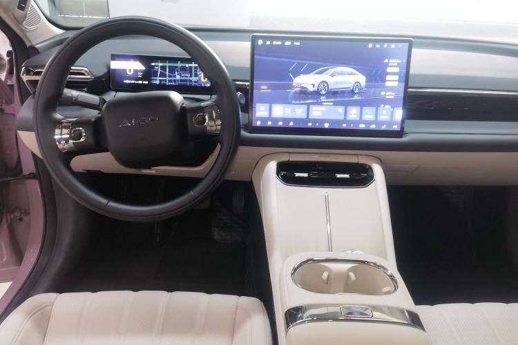 Used AION RT 2025 650 LiDAR Edition Interior 2