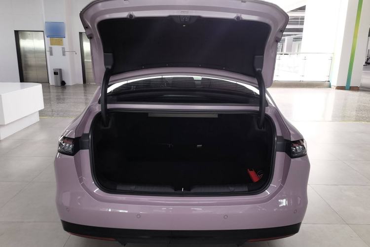 Used AION RT 2025 650 LiDAR Edition Trunk