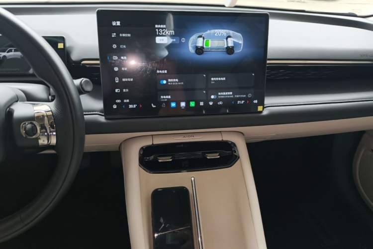 Used AION RT 2025 650 LiDAR Edition Audio And AC Panel