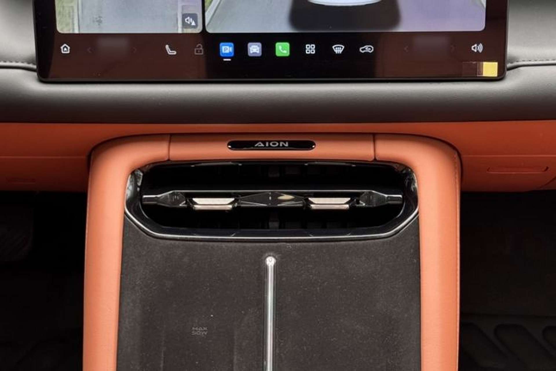 Used AION RT 2025 650 LiDAR Edition Audio And AC Panel