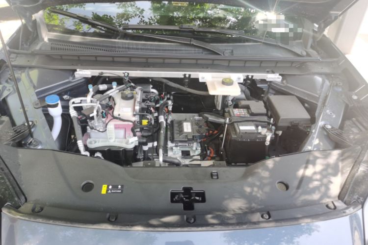 Used AION RT 2025 650 Smart Edition Engine Bay