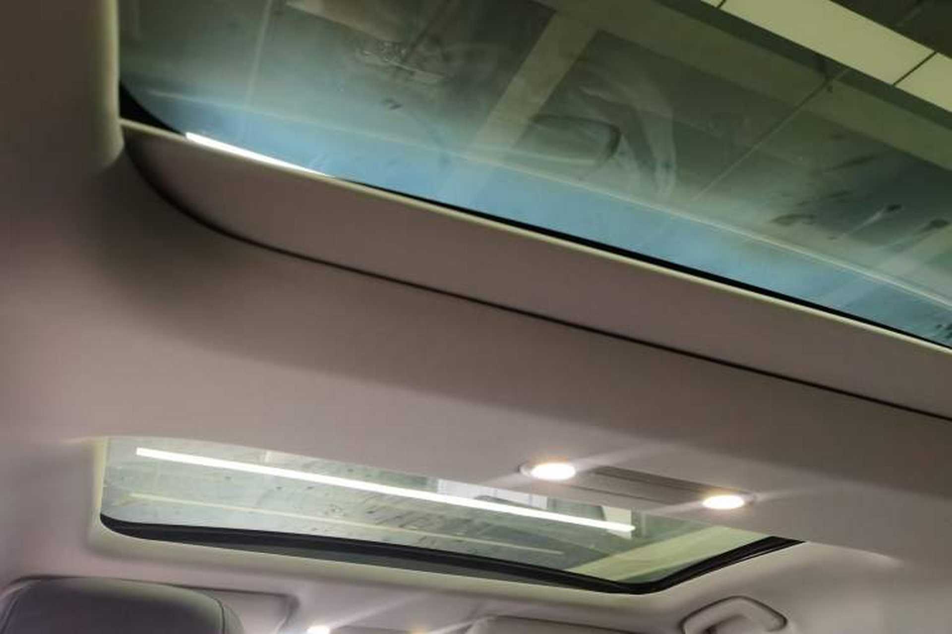 Used AION RT 2025 520 Smart Luxury Edition Headliner