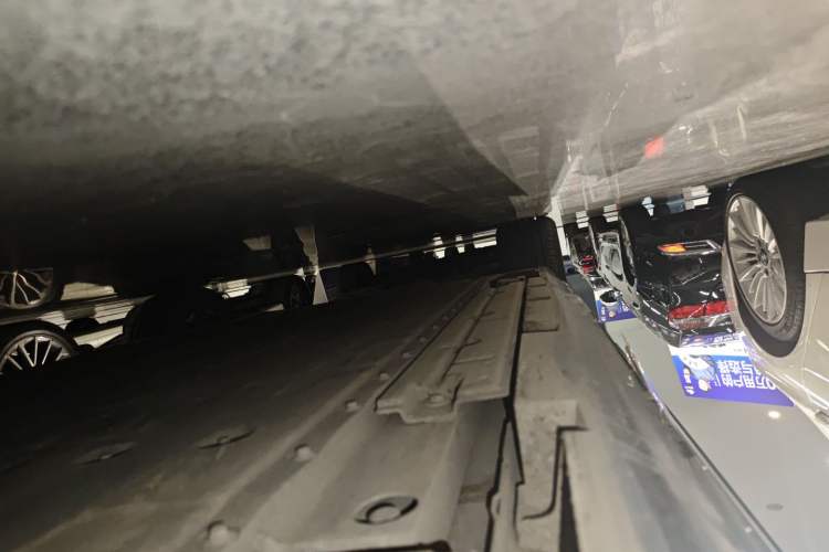 Used AION RT 2025 520 Smart Luxury Edition Right Side Sill