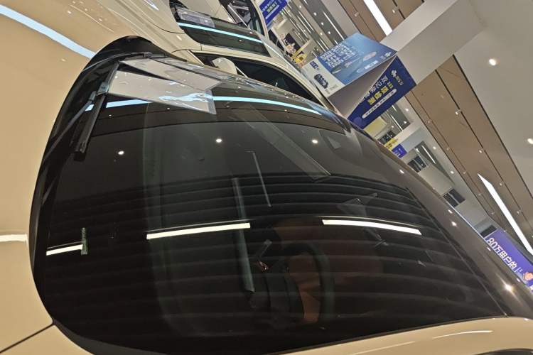 Used AION RT 2025 520 Smart Luxury Edition Roof