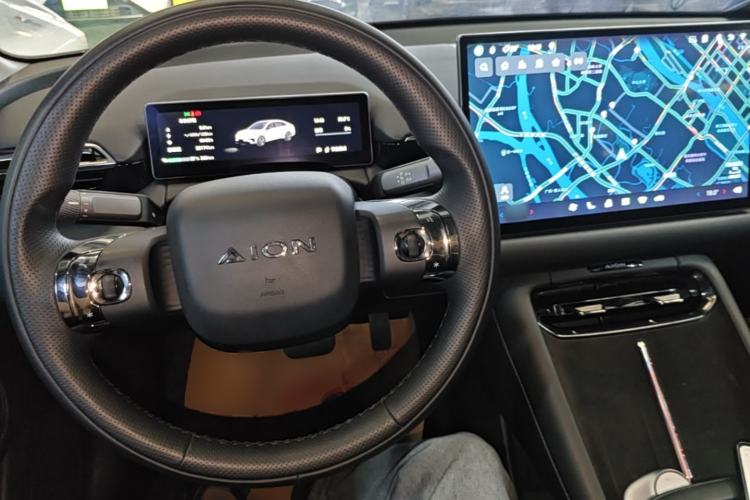 Used AION RT 2025 650 LiDAR Edition Center Console