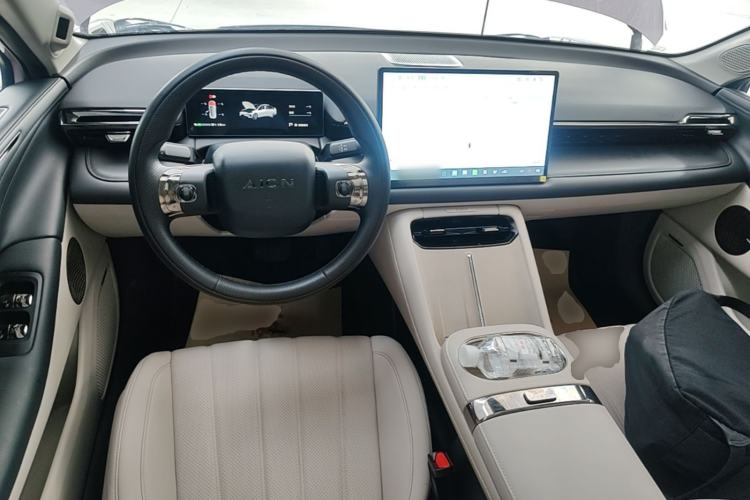 Used AION RT 2025 650 LiDAR Edition Center Console