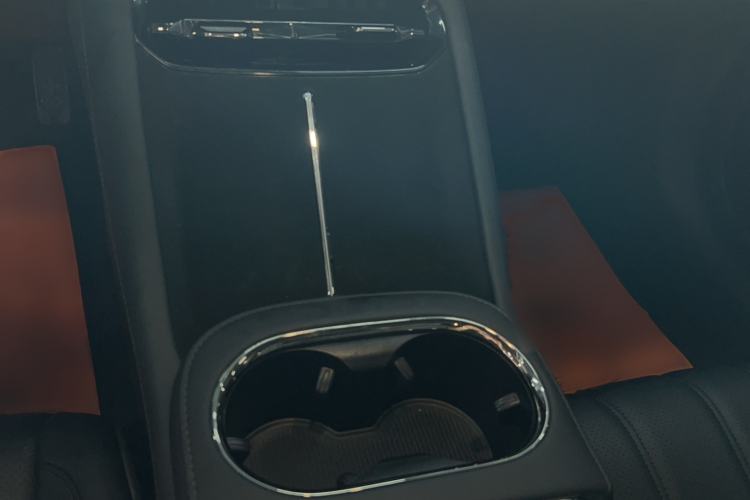 Used AION RT 2025 520 Smart Luxury Edition Gear Lever
