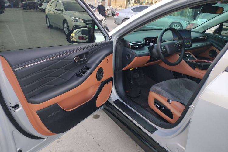 Used AION RT 2025 520 Smart Enjoy Edition Interior 3