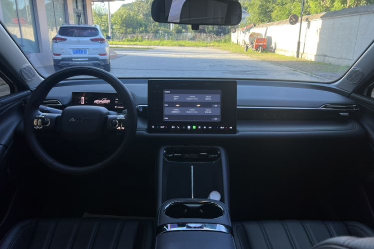 Used AION RT 2025 520 Smart Luxury Edition Interior 4