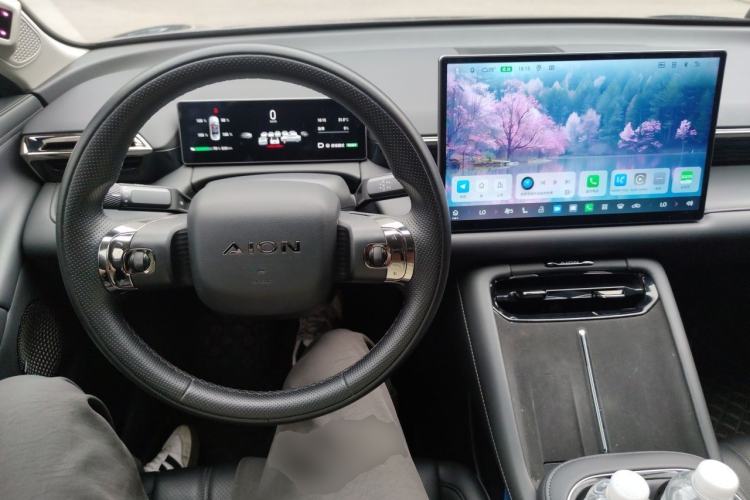 Used AION RT 2025 650 LiDAR Edition Center Console
