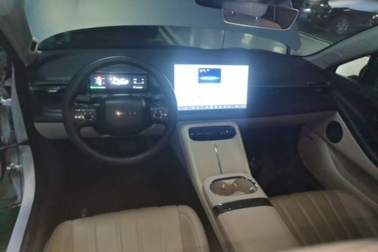 Used AION RT 2025 650 LiDAR Edition Center Console