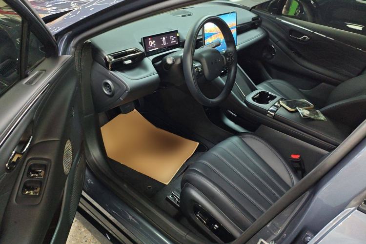 Used AION RT 2025 650 LiDAR Edition Driver Seat