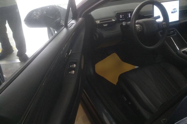 Used AION RT 2025 650 LiDAR Edition Driver Seat