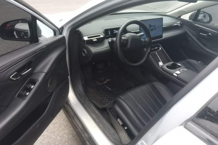 Used AION RT 2025 650 LiDAR Edition Driver Seat