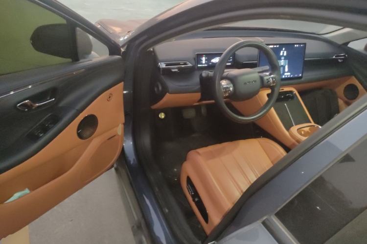 Used AION RT 2025 650 LiDAR Edition Driver Seat