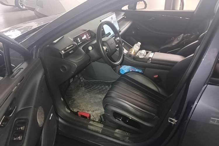 Used AION RT 2025 650 LiDAR Edition Driver Seat