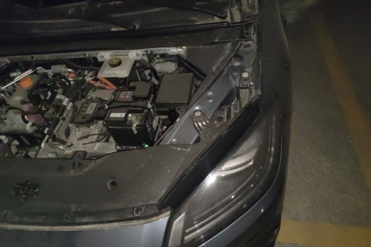 Used AION RT 2025 650 LiDAR Edition Engine Bay Left