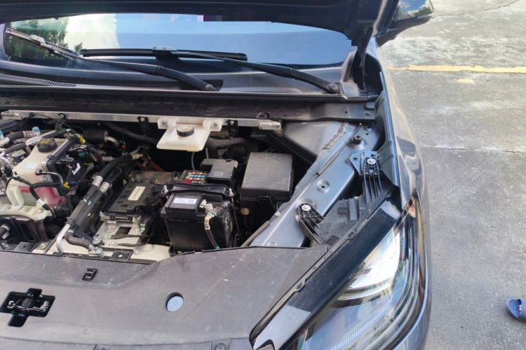 Used AION RT 2025 650 Smart Edition Engine Bay Left