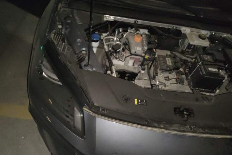 Used AION RT 2025 650 LiDAR Edition Engine Bay Right