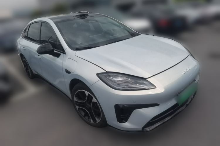 Used AION RT 2025 650 LiDAR Edition Front Right 45 Deg