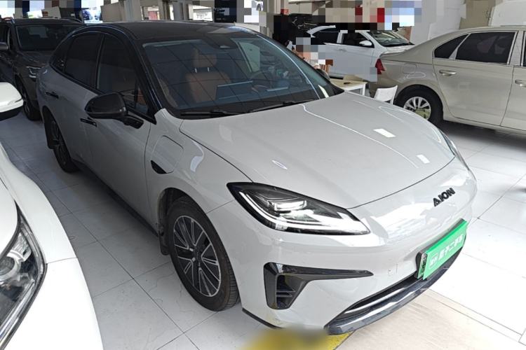 Used AION RT 2025 520 Smart Enjoy Edition Front Right 45 Deg