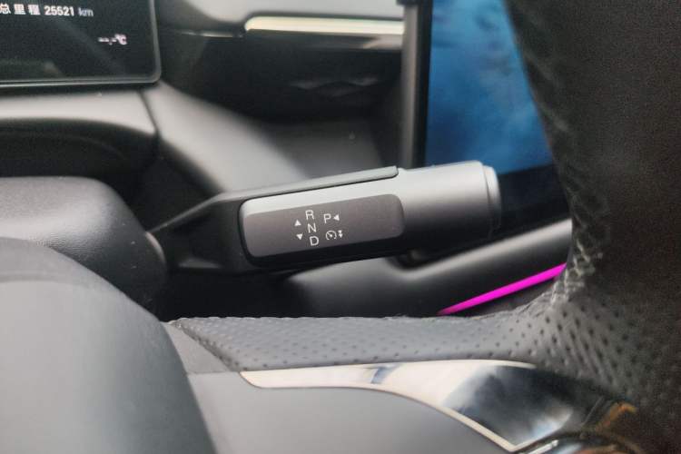 Used AION RT 2025 650 Zhijihao Edition Gear Lever