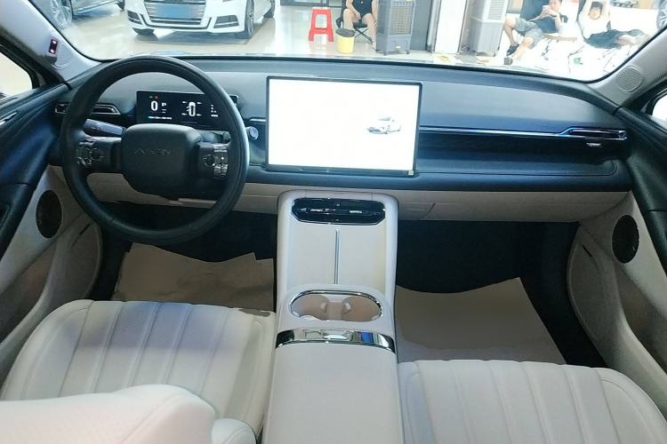 Used AION RT 2025 650 LiDAR Edition Interior 2