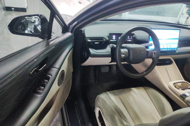 Used AION RT 2025 650 Zhijihao Edition Interior 3