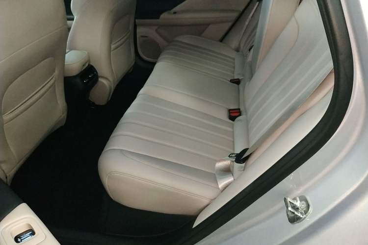 Used AION RT 2025 650 LiDAR Edition Interior 4