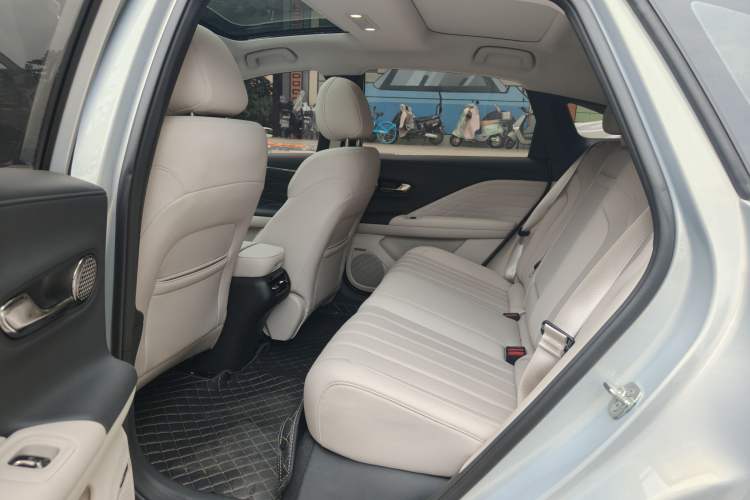 Used AION RT 2025 650 LiDAR Edition Interior 6