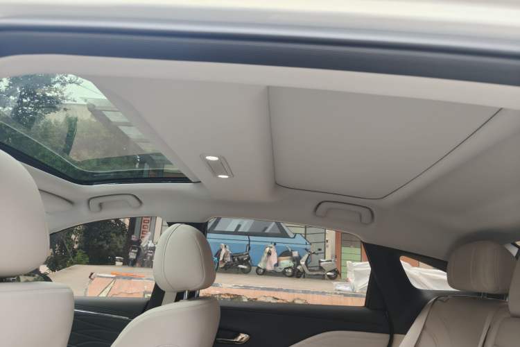 Used AION RT 2025 650 LiDAR Edition Interior 7