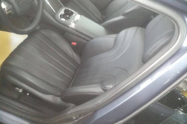 Used AION RT 2025 650 LiDAR Edition Left Front Seat