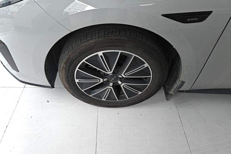 Used AION RT 2025 520 Smart Enjoy Edition Left Front Wheel Hub