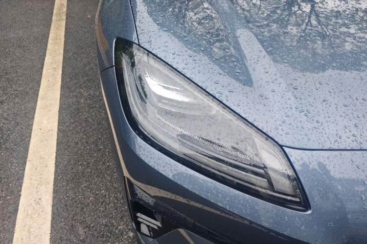Used AION RT 2025 520 Smart Luxury Edition Right Front Headlight