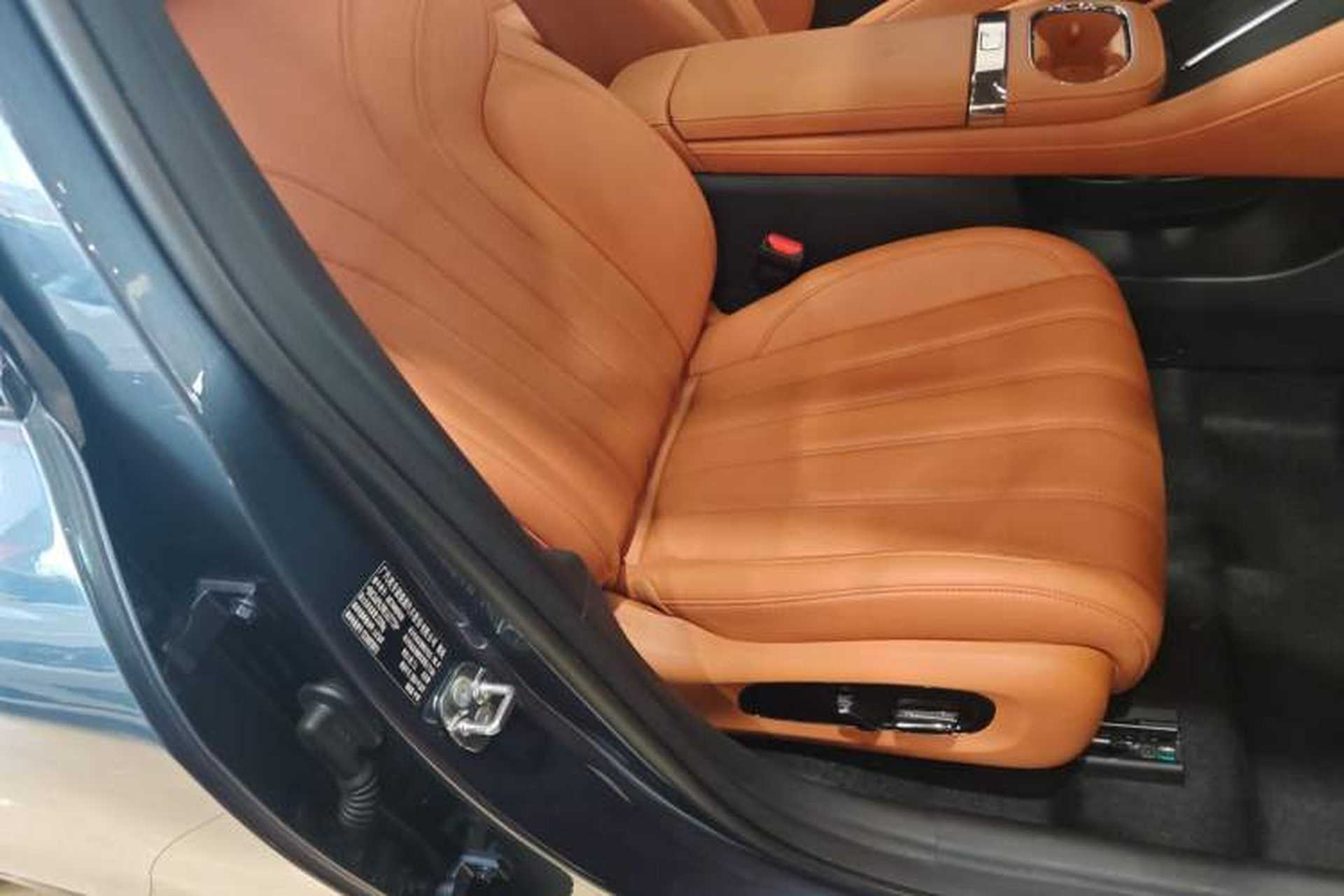 Used AION RT 2025 650 LiDAR Edition Right Front Seat