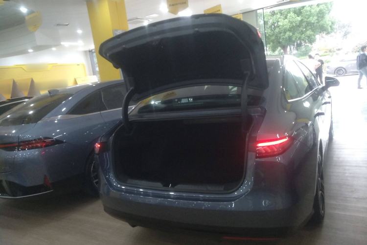 Used AION RT 2025 650 LiDAR Edition Trunk