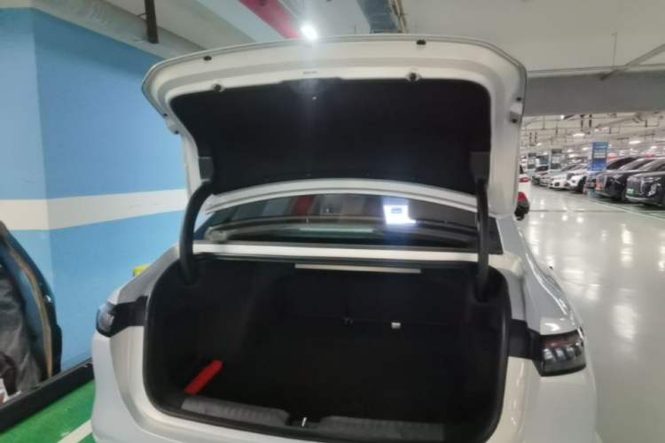 Used AION RT 2025 650 LiDAR Edition Trunk