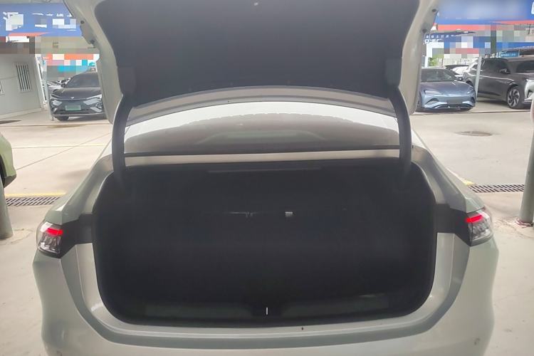 Used AION RT 2025 650 LiDAR Edition Trunk