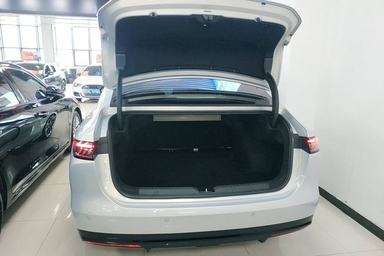 Used AION RT 2025 650 LiDAR Edition Trunk