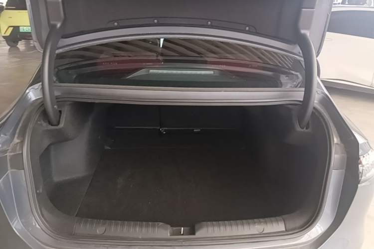Used AION RT 2025 650 LiDAR Edition Trunk