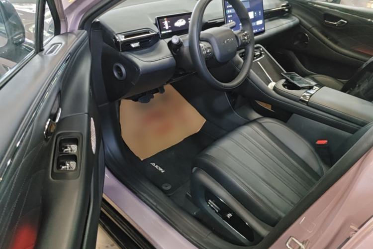 Used AION RT 2025 650 LiDAR Edition Driver Seat