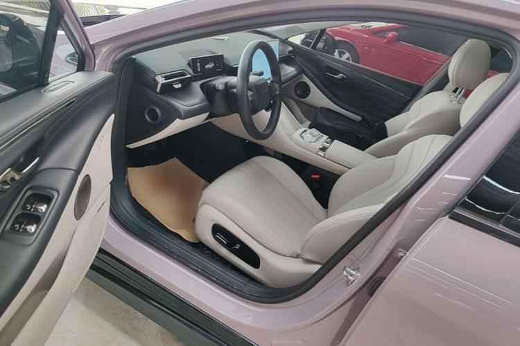 Used AION RT 2025 650 LiDAR Edition Driver Seat