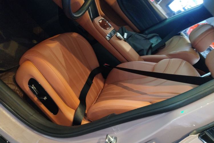 Used AION RT 2025 650 LiDAR Edition Left Front Seat
